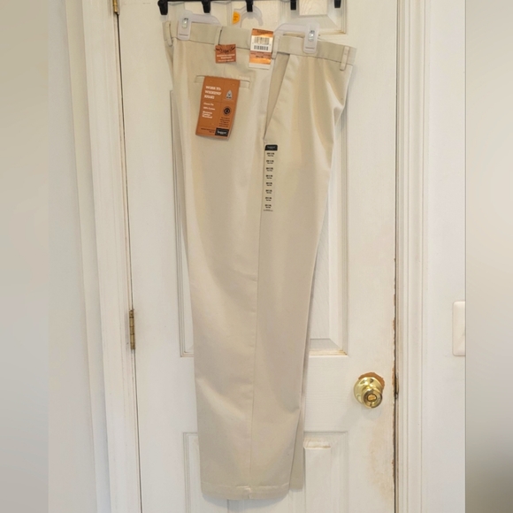 Haagar NWT Work To Weekend Khaki Pants. 38/30 - Picture 4 of 10